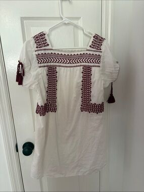 LOFT White Petite dress with Maroon Embroidery